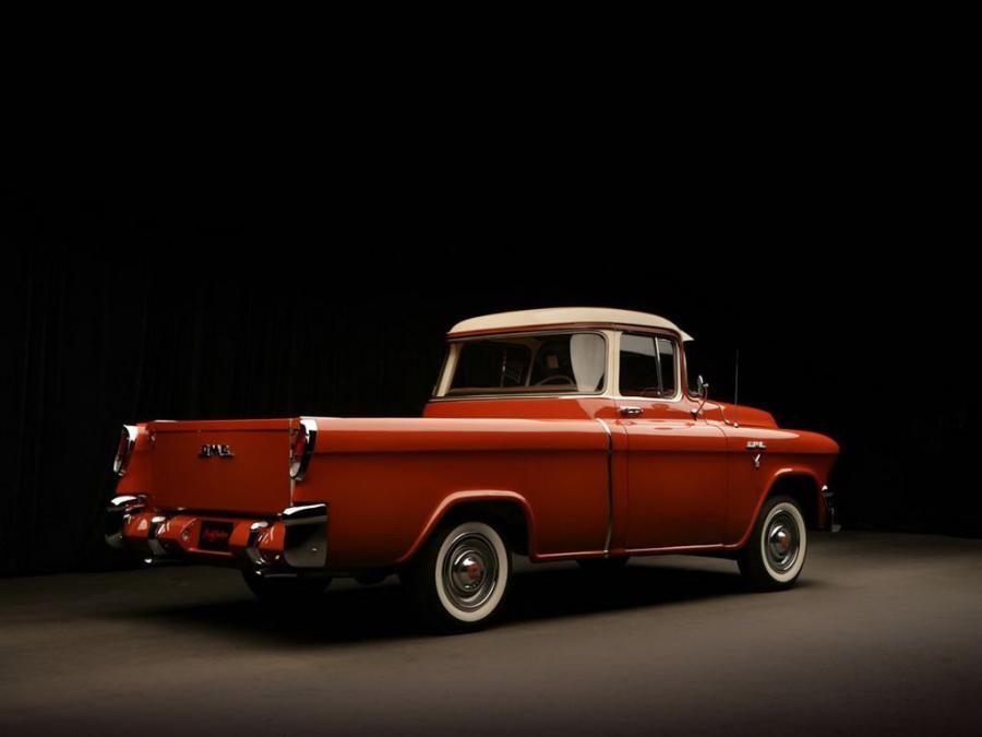  GMC S-100 Suburban Pickup 1955 года  (фото 6 из 9)